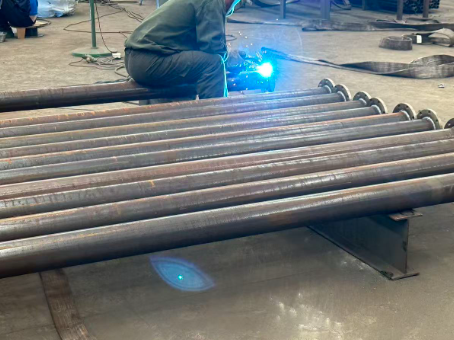 四川20#无缝注浆管加工108*6钢花管棚管